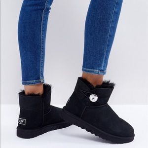 ugg bailey mini button